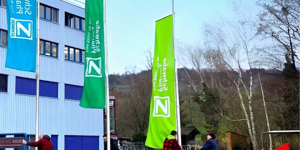 Schwabe-pharma-fusion-fahne-hissen